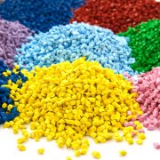 Aplicação do Controle do Teor de Umidade na Fabricação de Produtos Poliméricos de Alta Qualidade