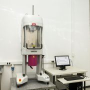 Fatores que Influenciam no Ensaio de Reometria Capilar em Polímeros