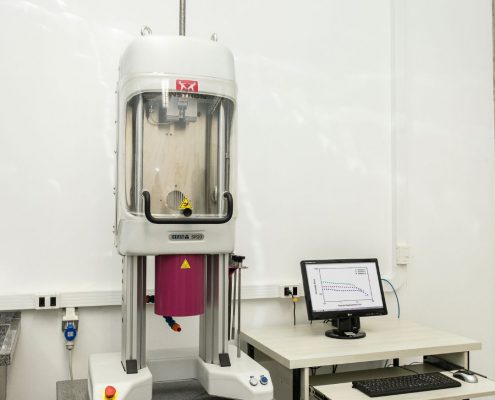 Fatores que Influenciam no Ensaio de Reometria Capilar em Polímeros